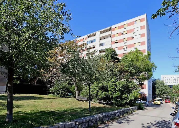 Apartments With Wifi Rijeka - 16539